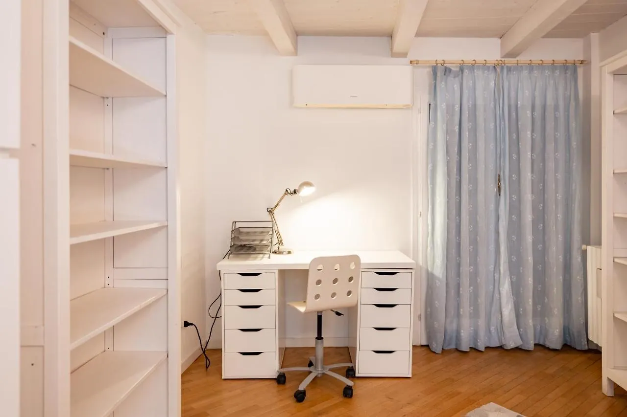 Al Platano Orientale Apartment Bologna Italy